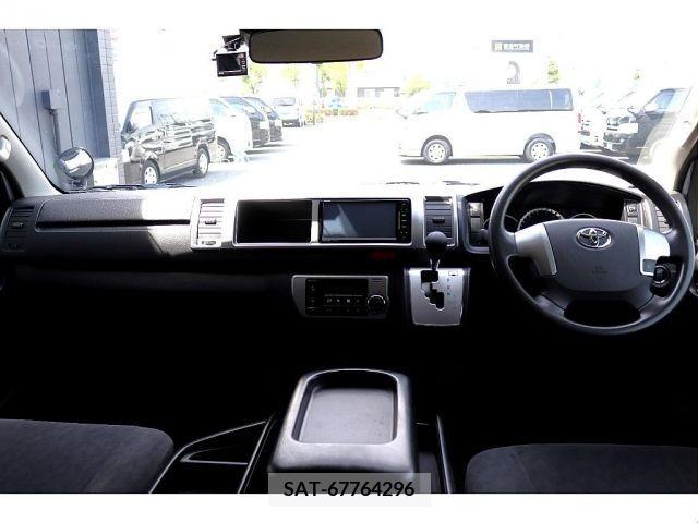 Toyota HIACE WAGON 2021-01 348974-1
