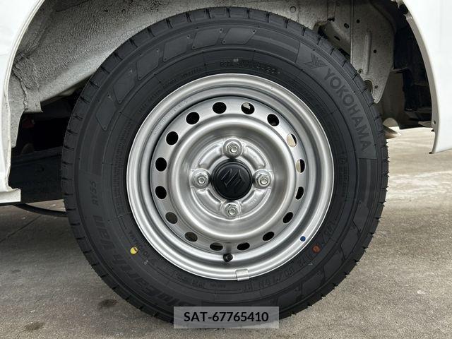 Suzuki EVERY 2023-11 297512-9