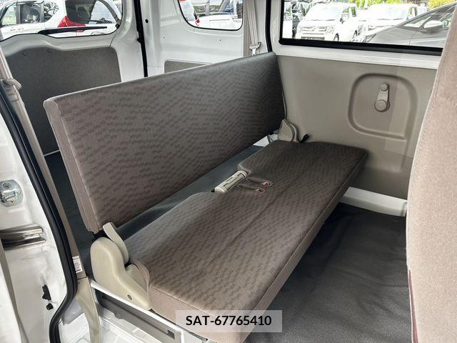 Suzuki EVERY 2023-11 297512-12