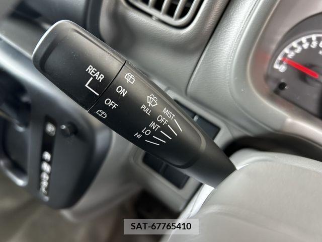 Suzuki EVERY 2023-11 297512-16