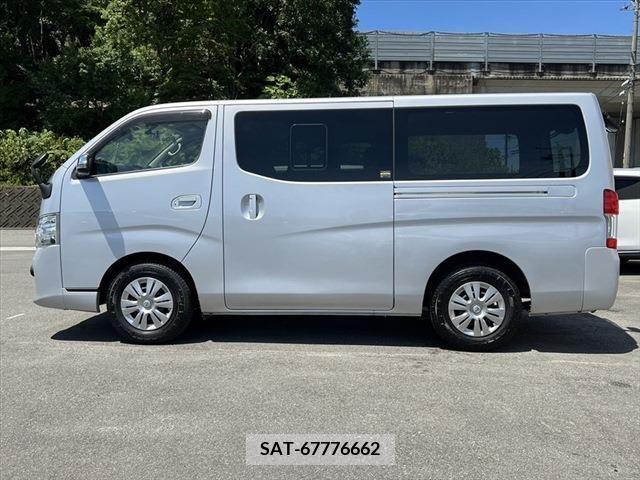 Nissan NV350 Caravan 2018-02 346158-17