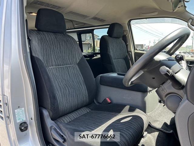 Nissan NV350 Caravan 2018-02 346158-4