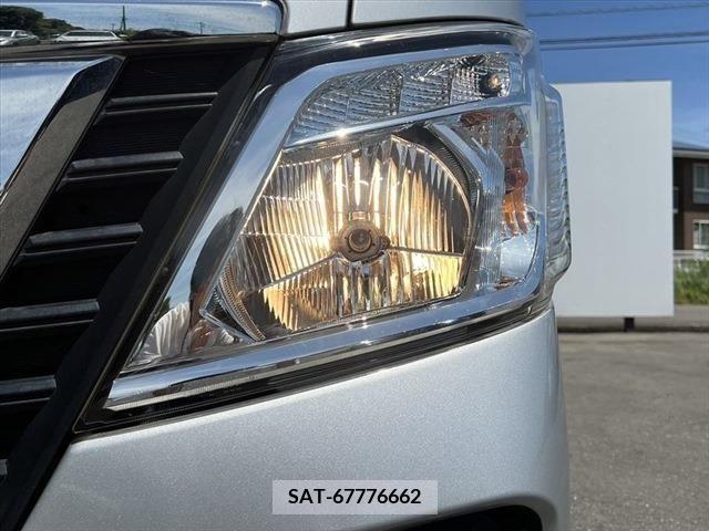 Nissan NV350 Caravan 2018-02 346158-8