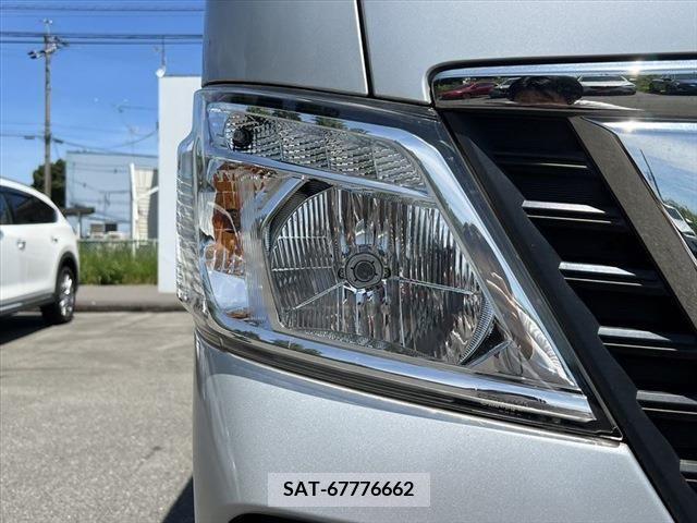 Nissan NV350 Caravan 2018-02 346158-20