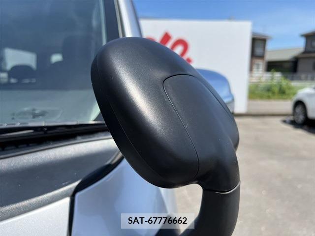 Nissan NV350 Caravan 2018-02 346158-23