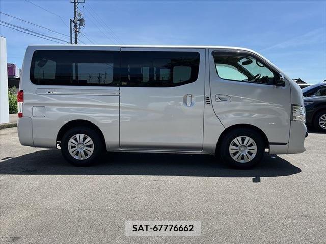 Nissan NV350 Caravan 2018-02 346158-13