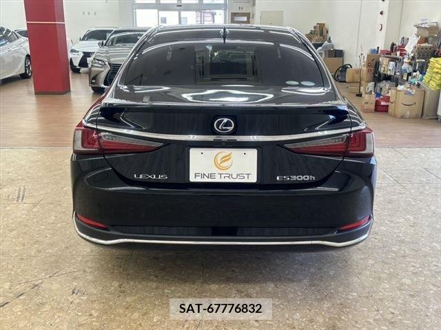 Lexus ES 2019-02 275190-5