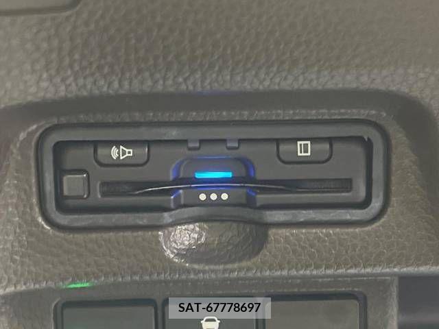 Honda N BOX 2021-06 307258-7