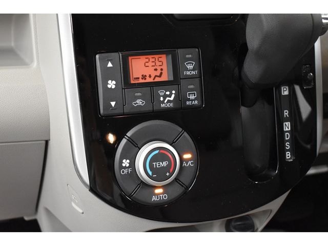 Daihatsu TANTO 2016-03 15942-19
