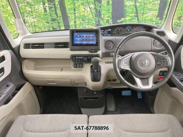 Honda N BOX 2018-05 307179-1