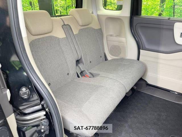 Honda N BOX 2018-05 307179-13