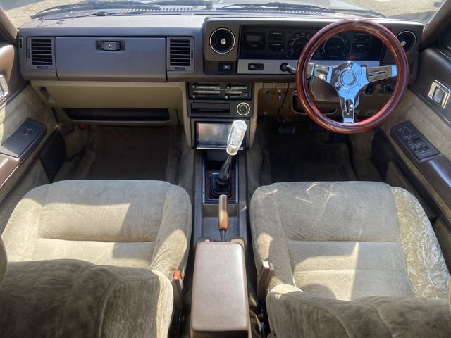 Toyota CRESTA 1982-03 4704-18