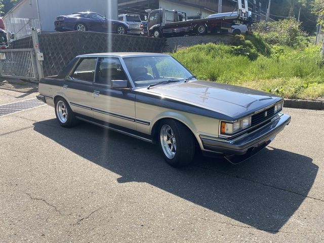 Toyota CRESTA 1982-03 4704-4
