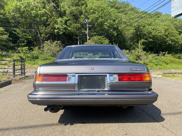Toyota CRESTA 1982-03 4704-9