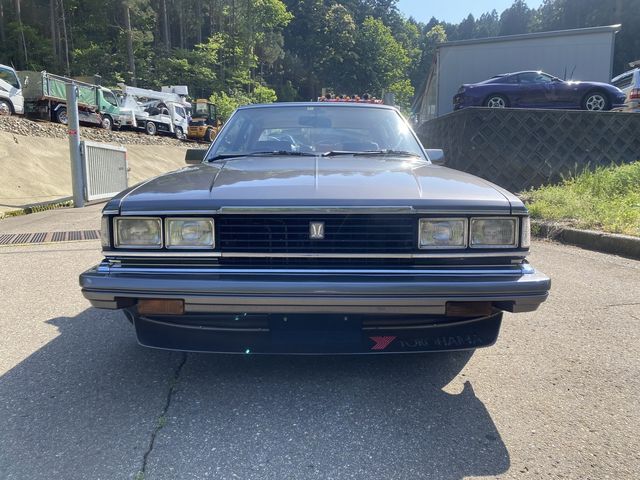 Toyota CRESTA 1982-03 4704-3