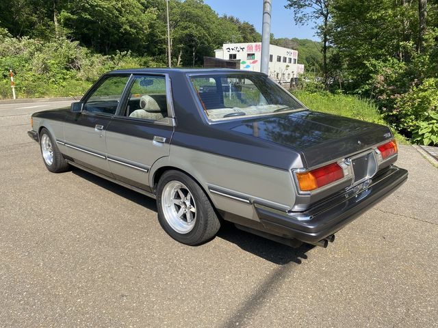Toyota CRESTA 1982-03 4704-10
