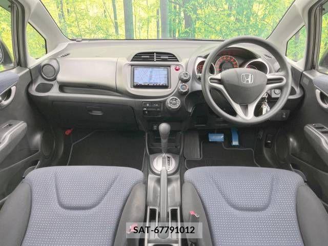 Honda FIT 2010-03 396555-1