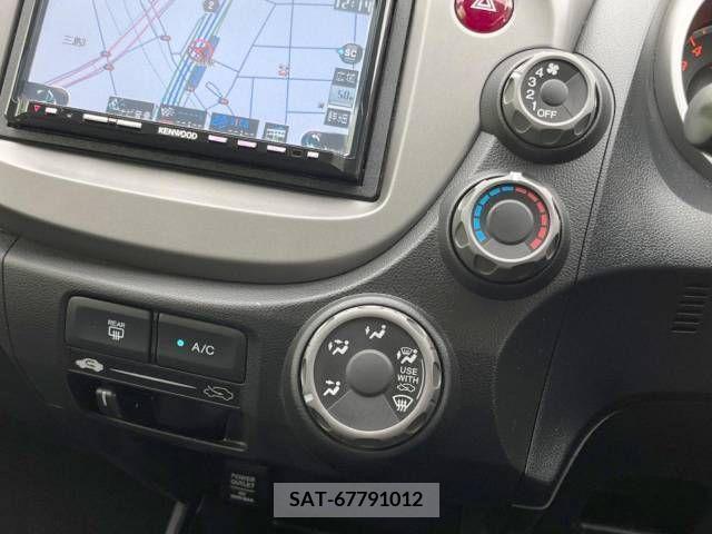 Honda FIT 2010-03 396555-5