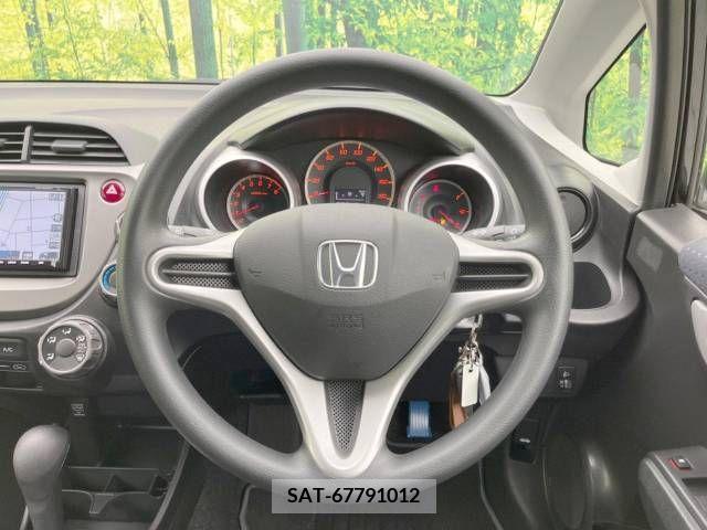 Honda FIT 2010-03 396555-9