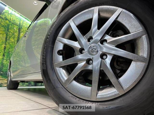 Toyota PRIUS ALPHA 2017-04 245677-13