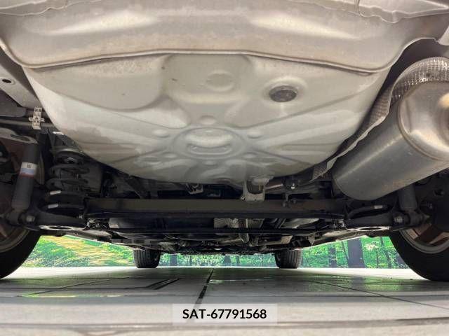 Toyota PRIUS ALPHA 2017-04 245677-18