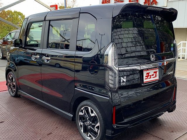 Honda N BOX CUSTOM 2017-12 182864-8