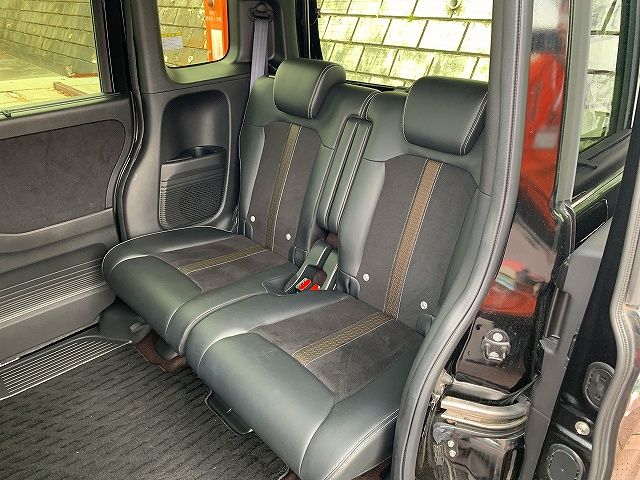 Honda N BOX CUSTOM 2017-12 182864-9