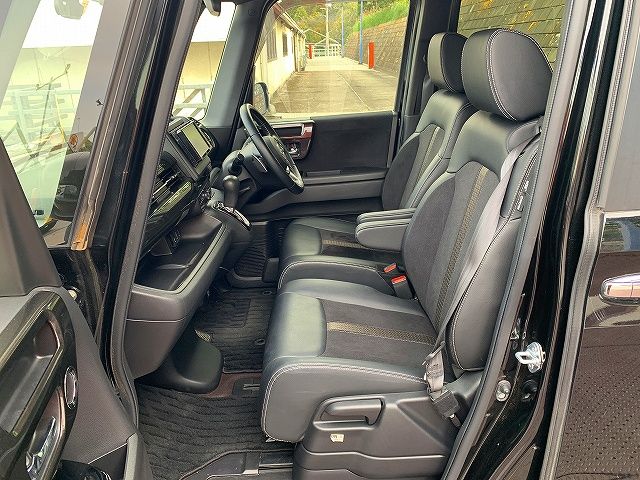 Honda N BOX CUSTOM 2017-12 182864-18