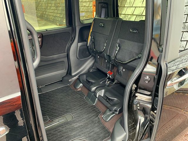 Honda N BOX CUSTOM 2017-12 182864-21