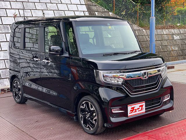 Honda N BOX CUSTOM 2017-12 182864-6
