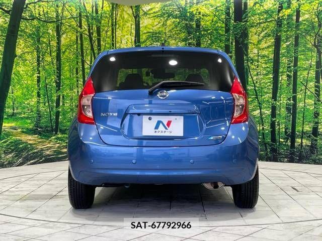 Nissan NOTE 2015-11 376775-16