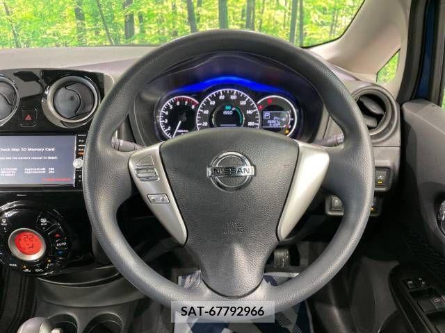 Nissan NOTE 2015-11 376775-11