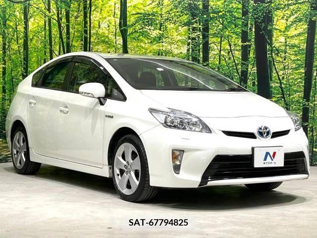 Toyota PRIUS 2014-10 351921-16