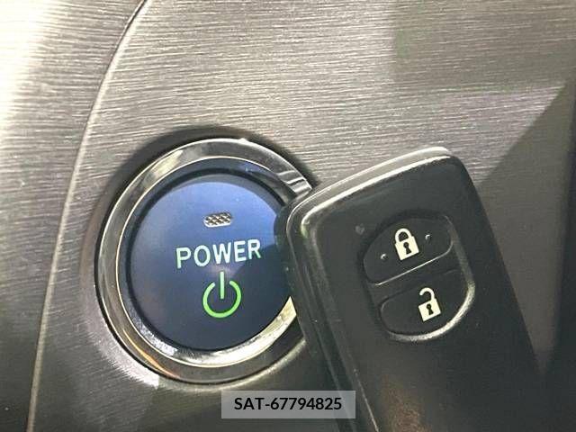 Toyota PRIUS 2014-10 351921-4