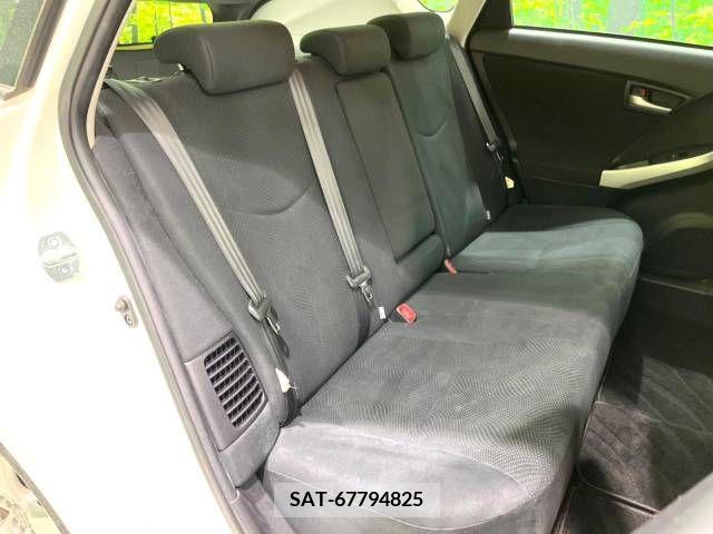 Toyota PRIUS 2014-10 351921-10