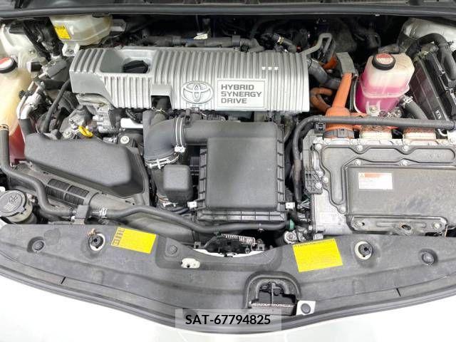Toyota PRIUS 2014-10 351921-18