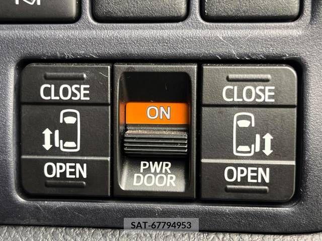 Toyota VOXY 2016-01 289172-5