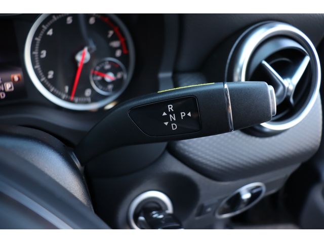 Mercedes Benz A-CLASS 2018-01 188766-6