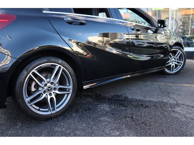 Mercedes Benz A-CLASS 2018-01 188766-23