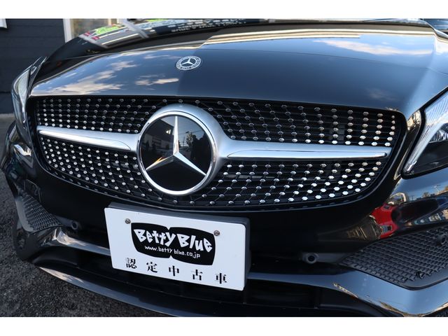 Mercedes Benz A-CLASS 2018-01 188766-17