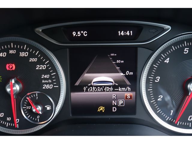 Mercedes Benz A-CLASS 2018-01 188766-9