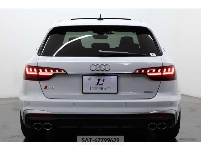 Audi S4 2021-07 292853-3