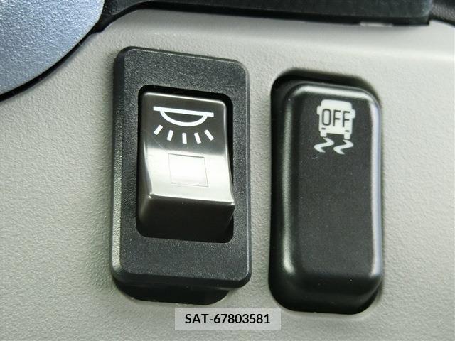 Mitsubishi CANTER 2024-02 254371-21