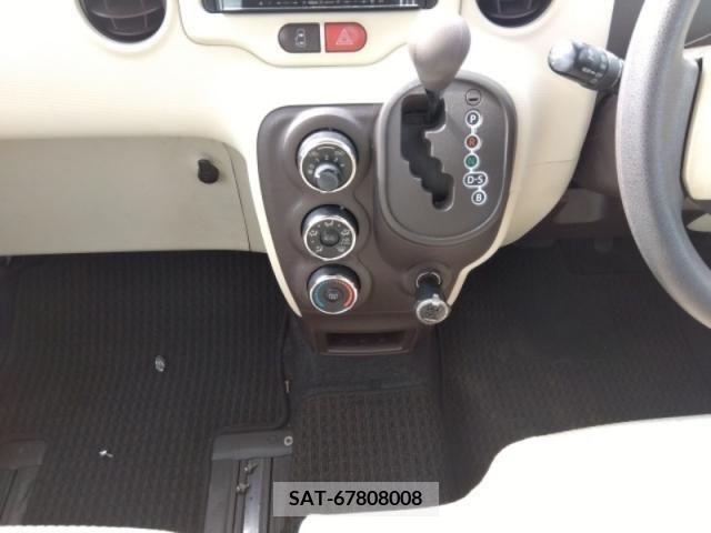 Toyota SPADE 2014-06 250454-9