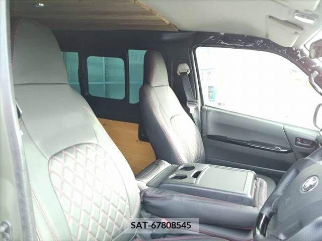Toyota REGIUSACE VAN 2017-06 282998-9