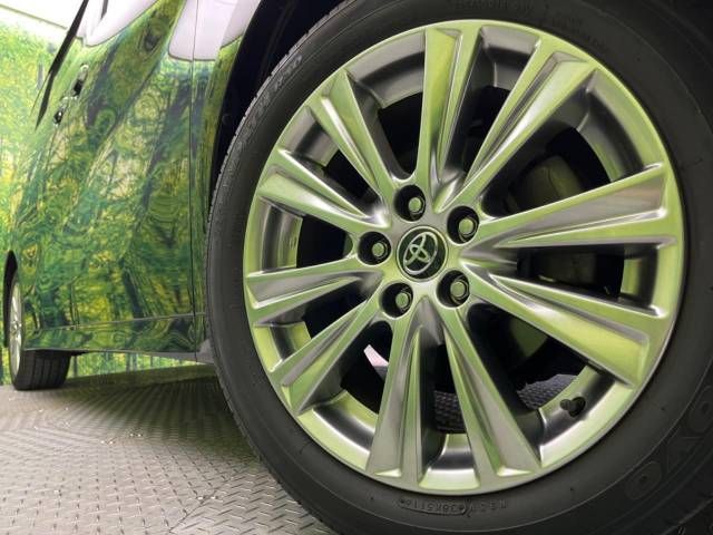 Toyota ALPHARD 2017-01 12788-13