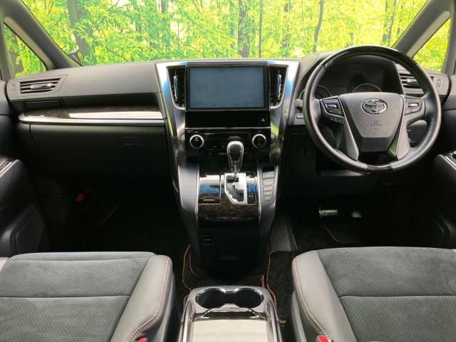 Toyota ALPHARD 2017-01 12788-1