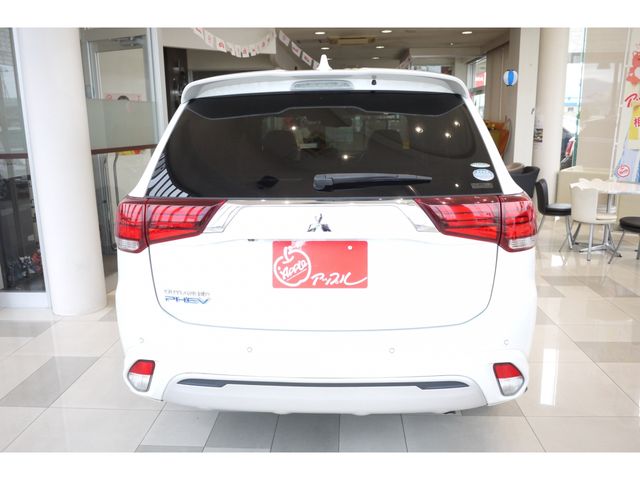 Mitsubishi OUTLANDER PHEV 2018-10 21787-4