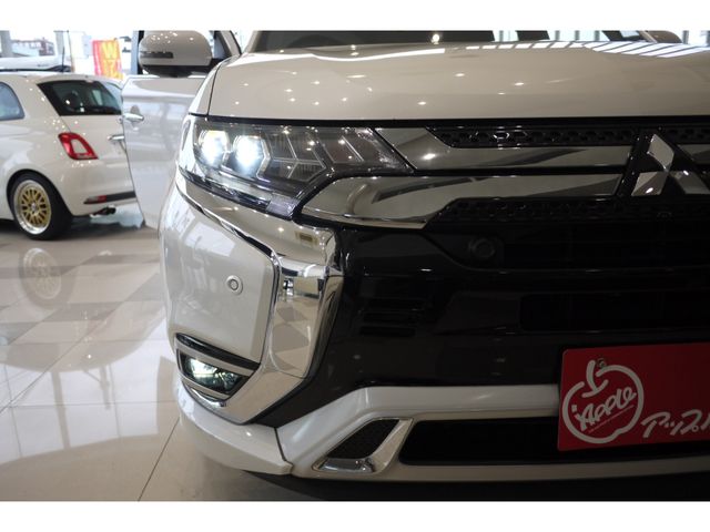 Mitsubishi OUTLANDER PHEV 2018-10 21787-26