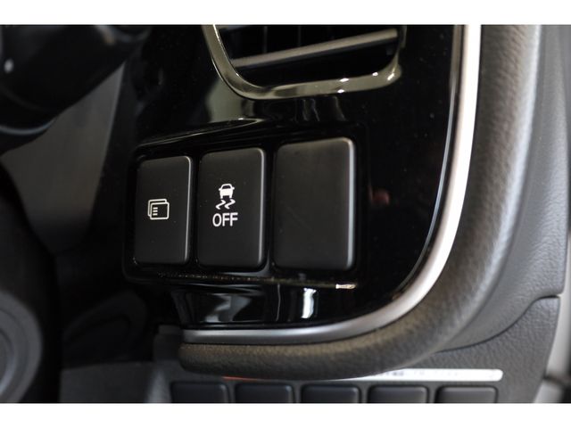 Mitsubishi OUTLANDER PHEV 2018-10 21787-17